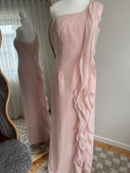 Vintage Vera Wang pink cascading ruffle gown